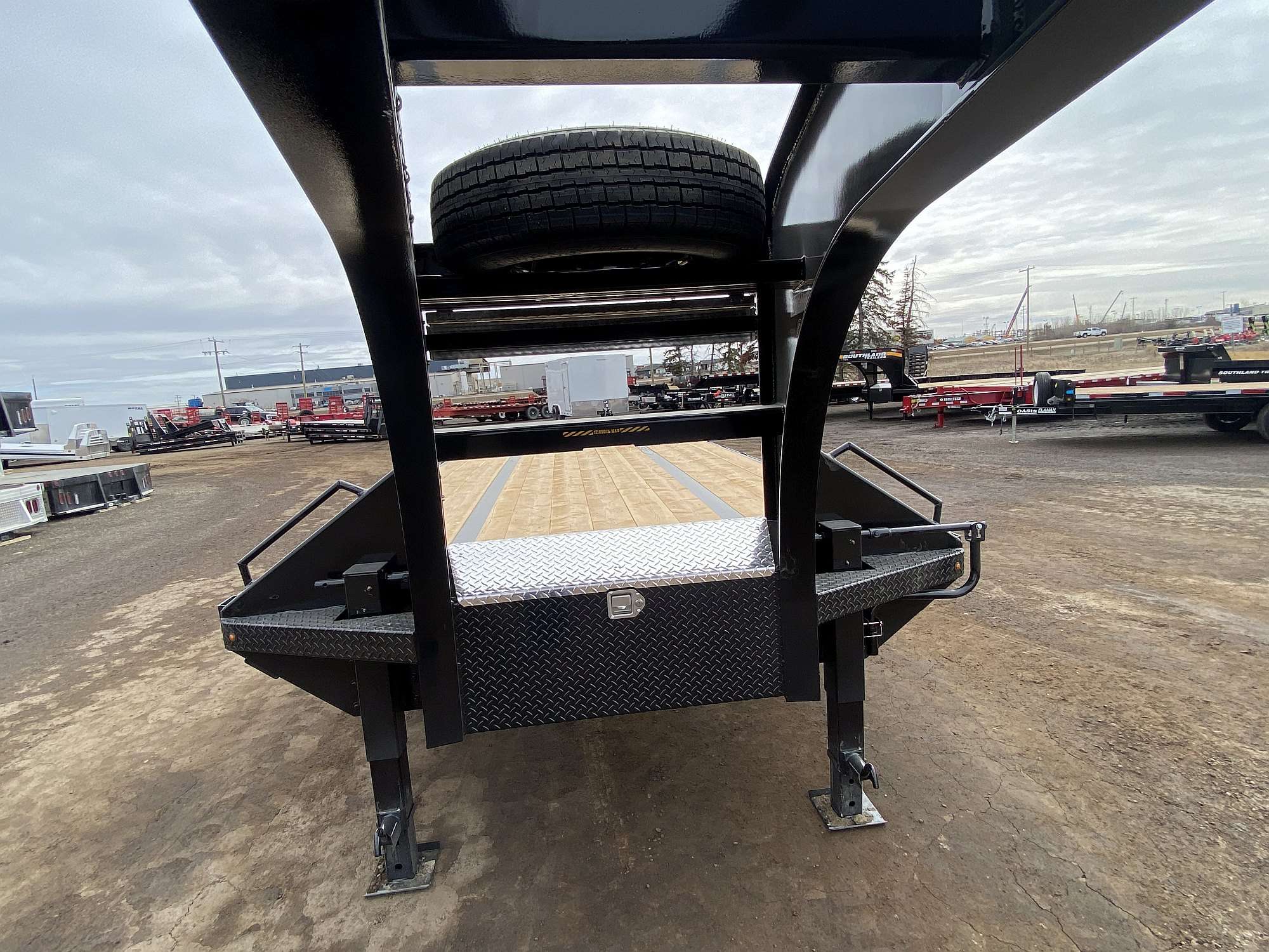 *Coming Soon* 2026 Southland 30' + 6' Gooseneck Trailer
