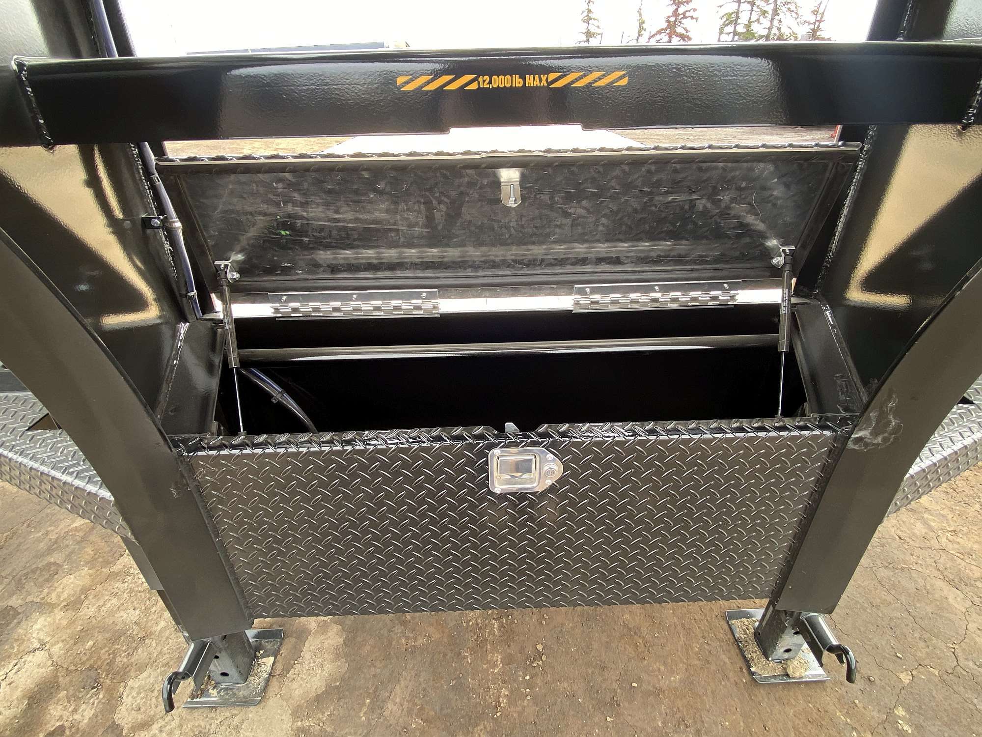 *Coming Soon* 2026 Southland 30' + 6' Gooseneck Trailer