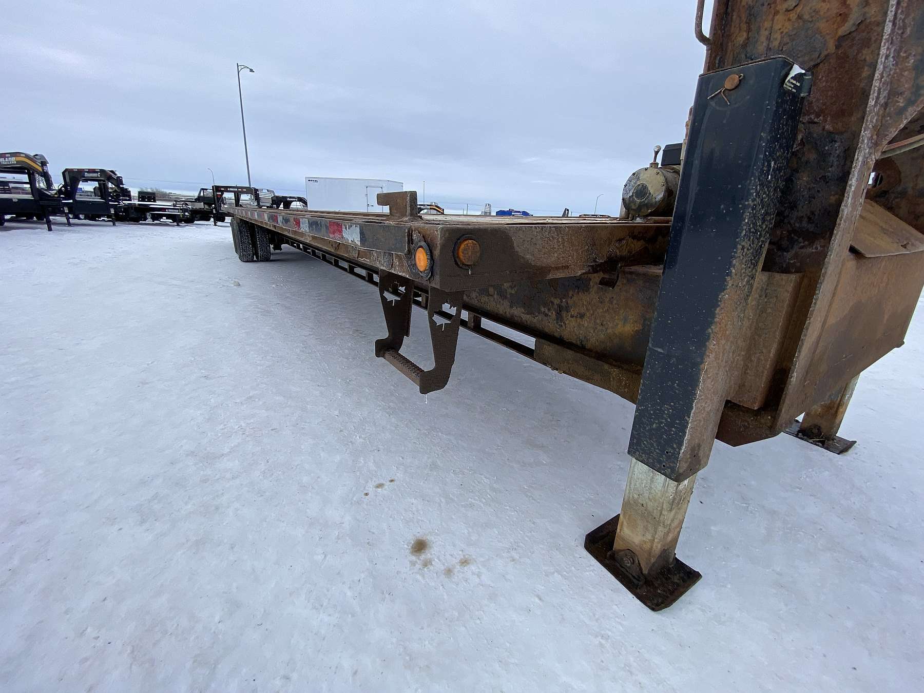 *Consignment* 2017 Oasis 40' Tilt Deck Sea Can Trailer