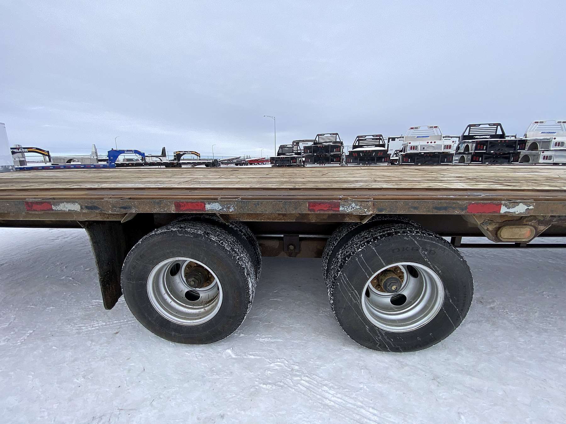 *Consignment* 2017 Oasis 40' Tilt Deck Sea Can Trailer