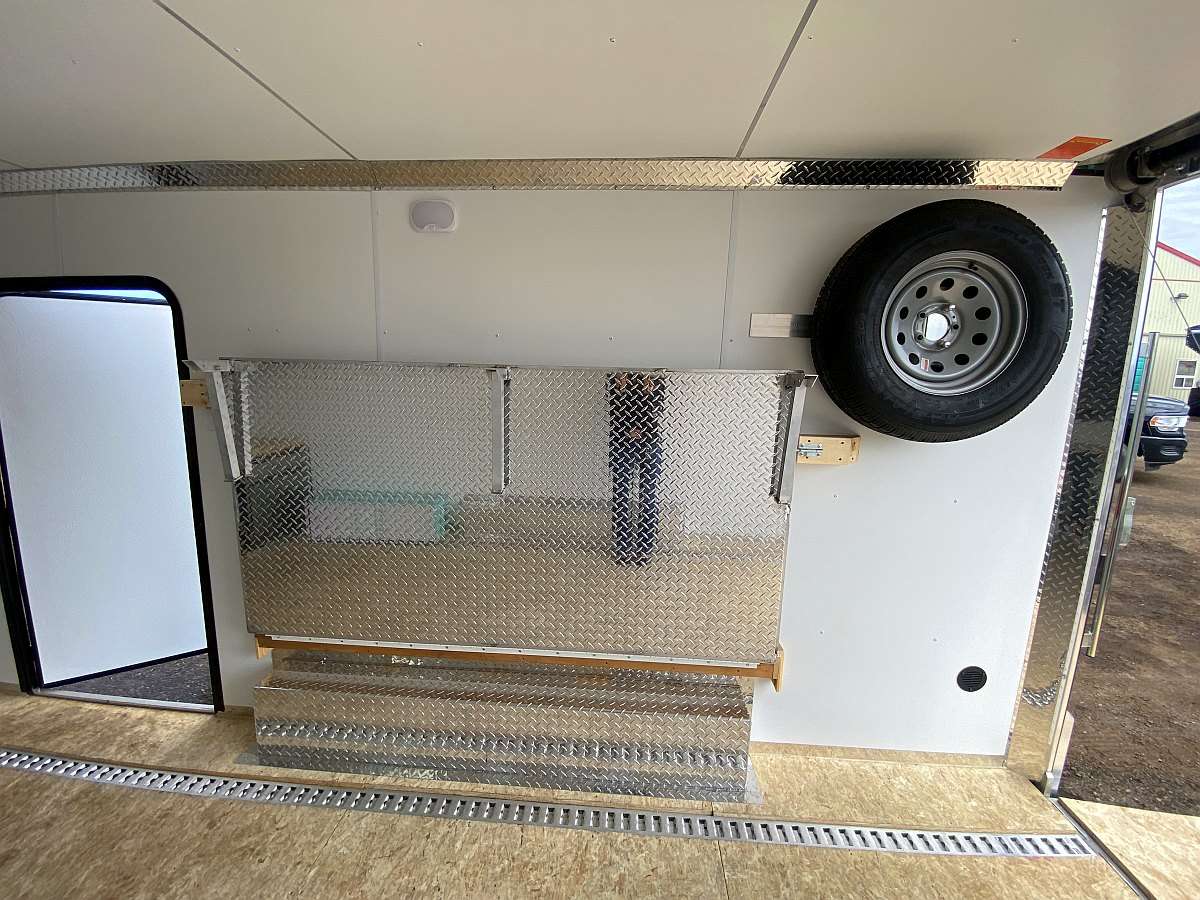 *Consignment* 2025 Legend 8.5'x18' Enclosed Trailer