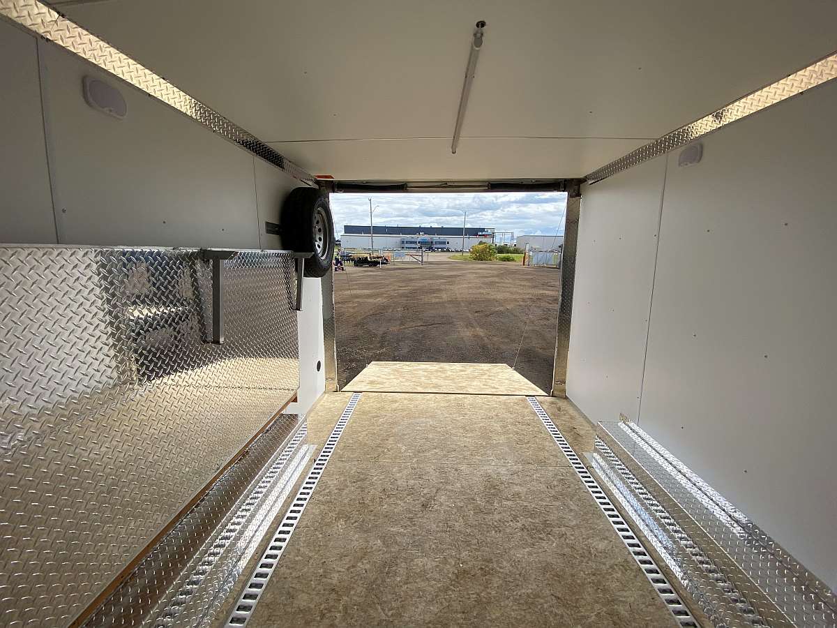 *Consignment* 2025 Legend 8.5'x18' Enclosed Trailer