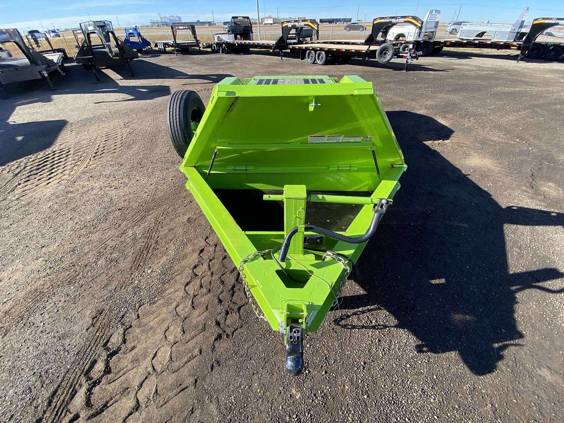 Demo 2023 Diamond C HDT207- 18' Tilt Deck Trailer