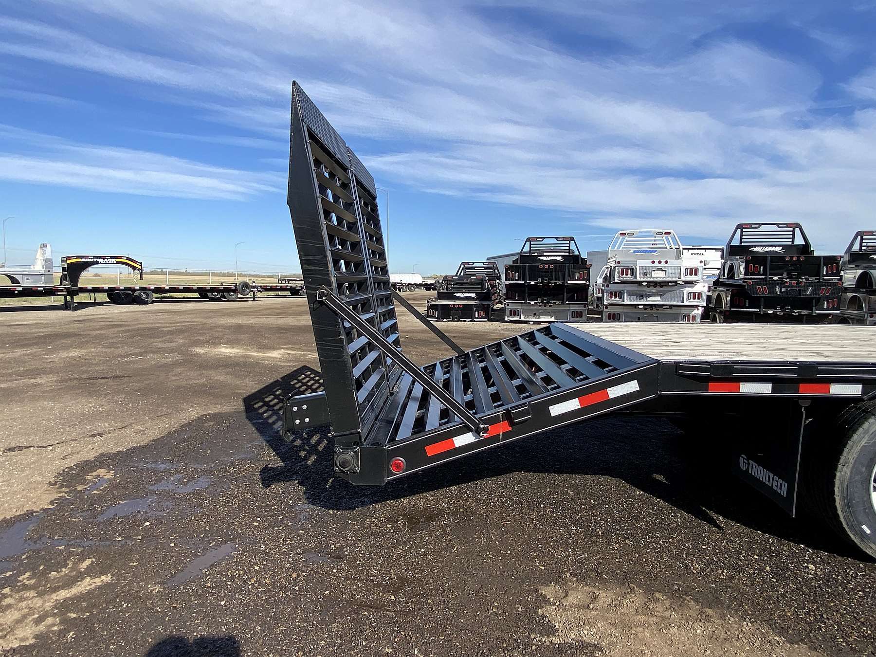 Demo 2025 Trailtech 26' Pintle w/ Air Assist Ramps
