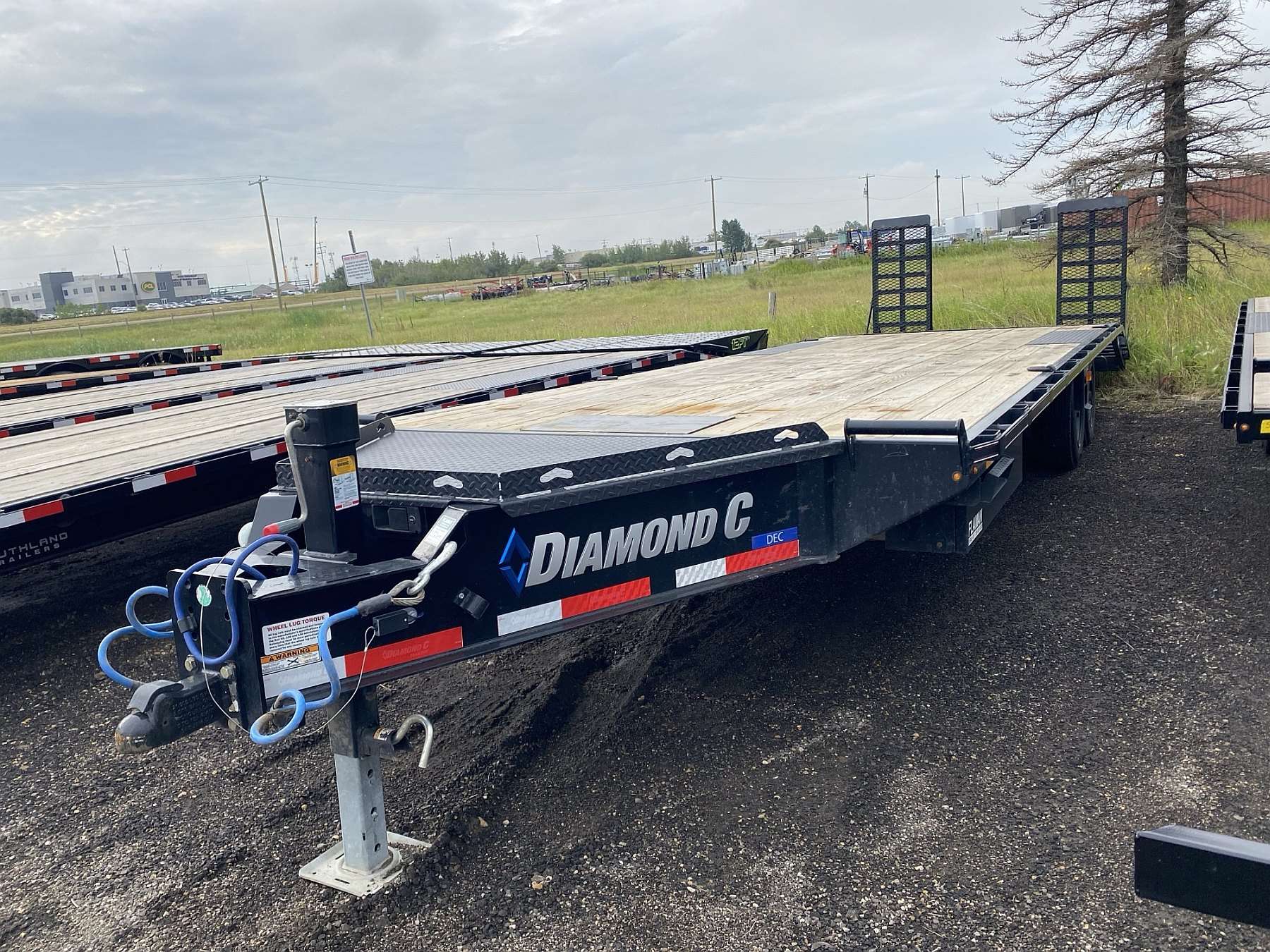 Demo 2026 Diamond C 26' Deck Over Trailer
