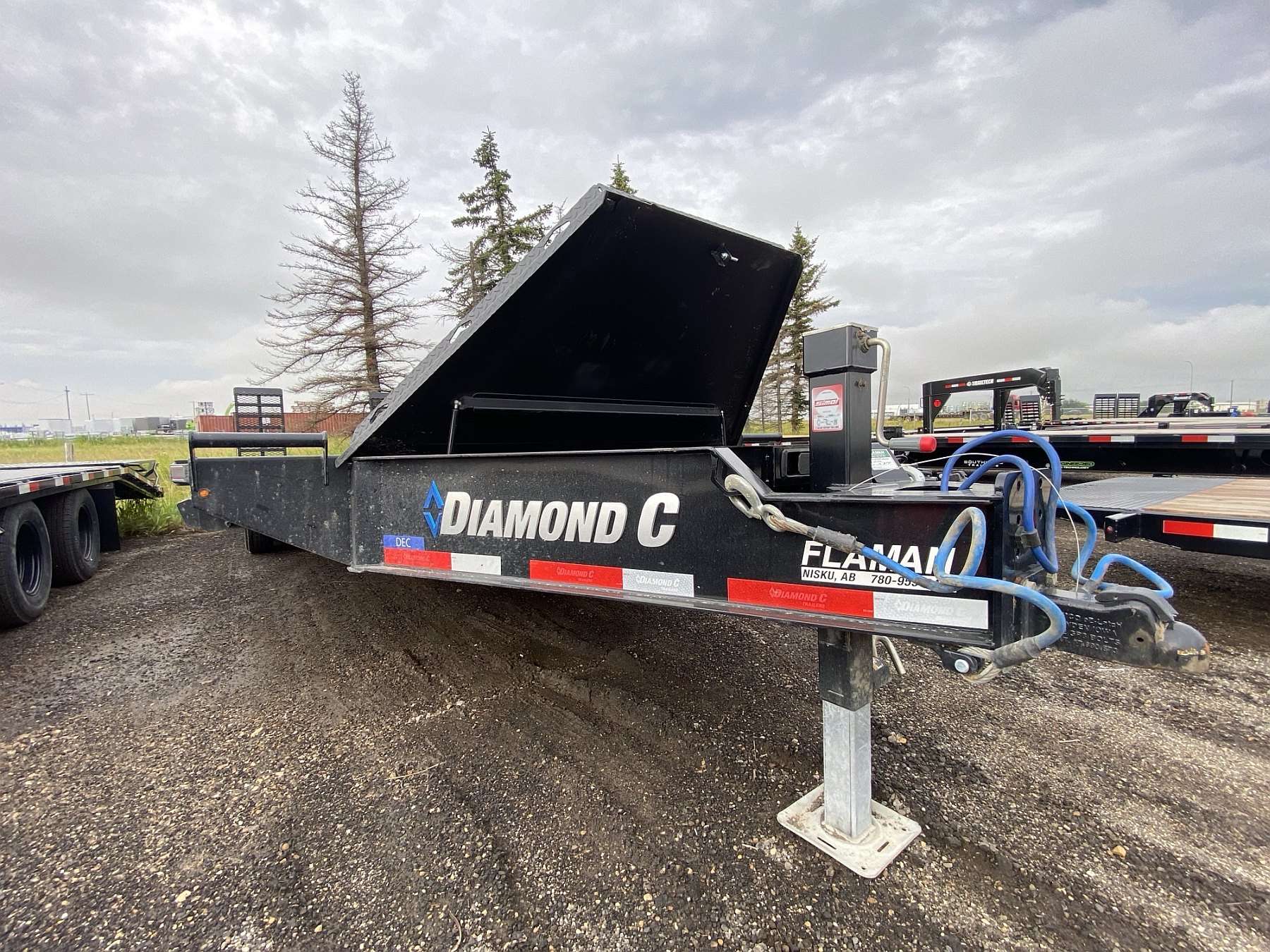 Demo 2026 Diamond C 26' Deck Over Trailer