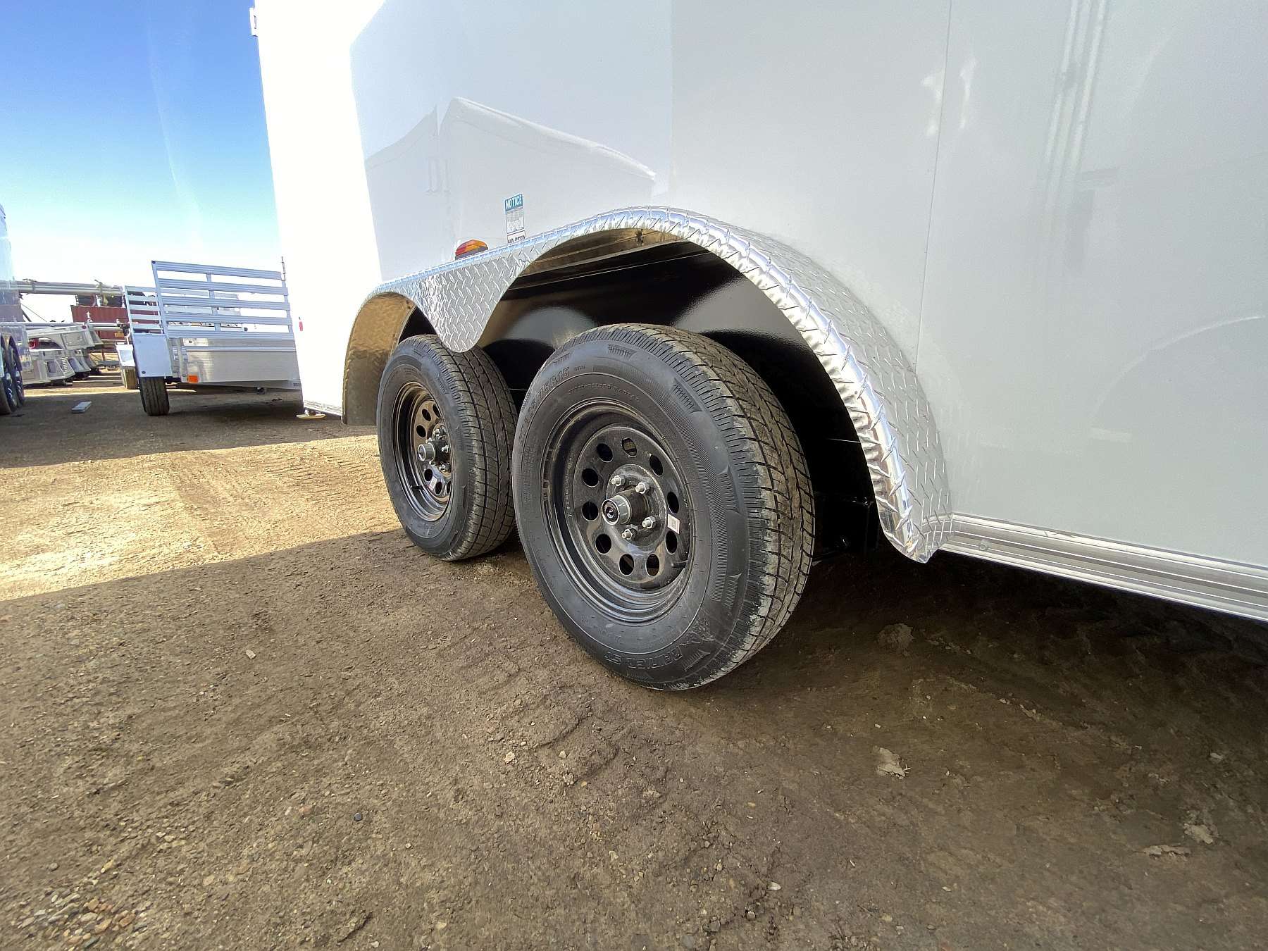 Demo 2026 Royal 7.5'x20' Enclosed Cargo Trailer