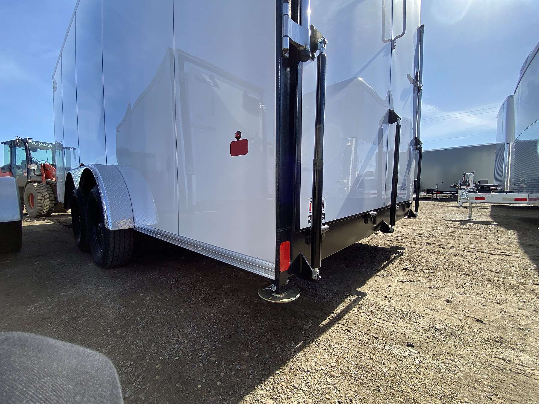Demo 2026 Royal 7.5'x20' Enclosed Cargo Trailer