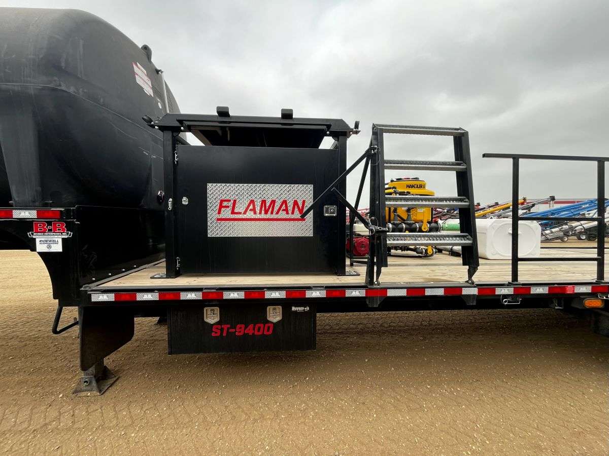 Flaman ST9400 Sprayer Transport Trailer