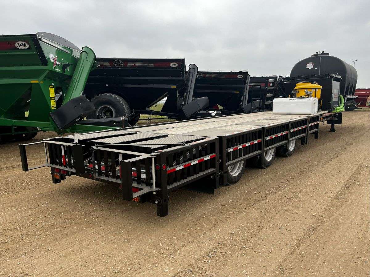Flaman ST9400 Sprayer Transport Trailer