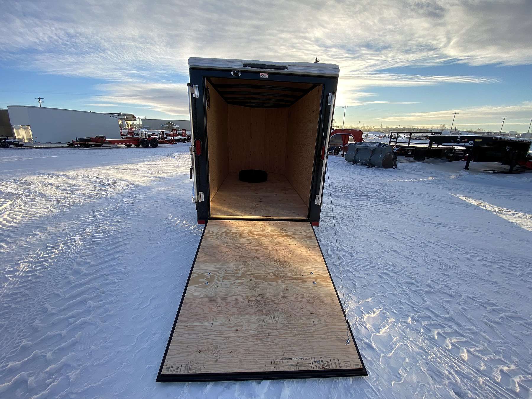 *Hail Sale* 2026 Royal 5'x12' Enclosed Cargo w/ Ramp Door