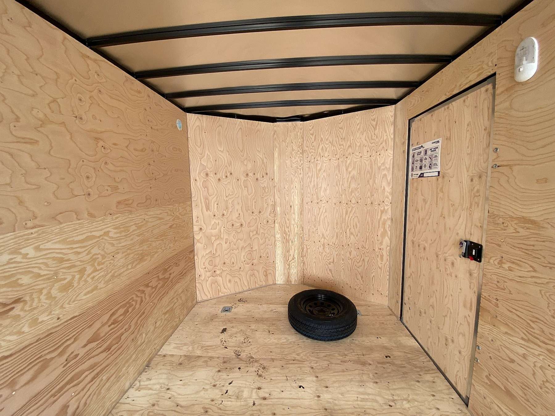 *Hail Sale* 2026 Royal 7.5'x20' Enclosed Cargo w/ Ramp Door