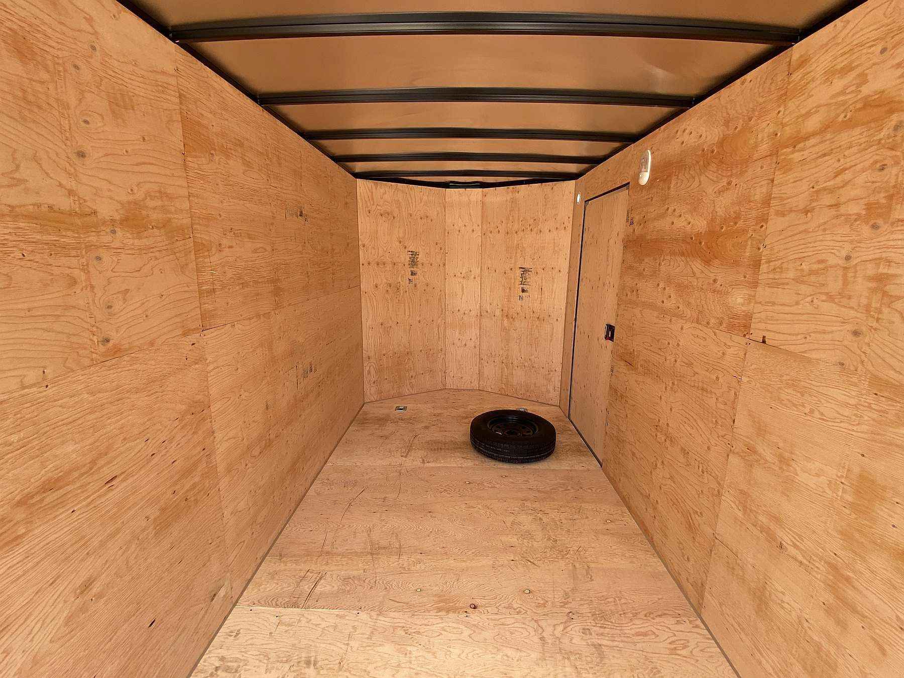 *Hail Sale* 2026 Royal 7'x18' Enclosed Cargo w/ Ramp Door