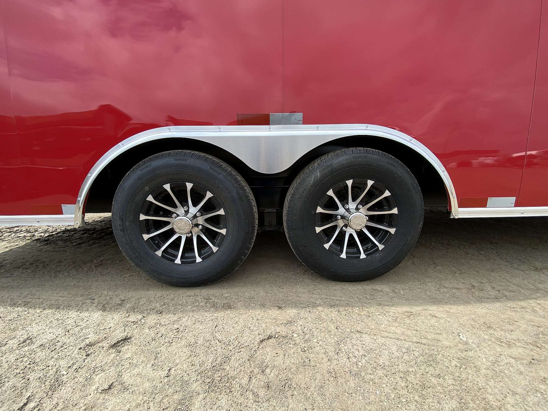 *Hail Sale* 2026 Royal 8.5'x22' Enclosed Cargo w/ ALM Wheels