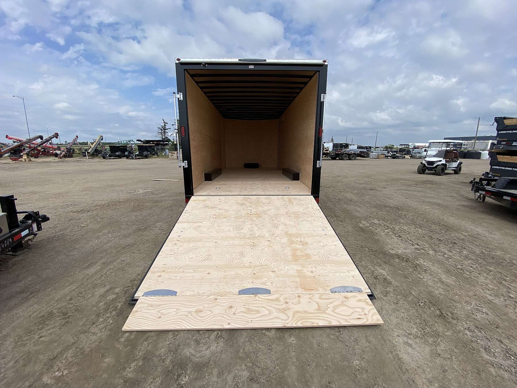 *Hail Sale* 2026 Royal 8.5'x22' Enclosed Cargo w/ ALM Wheels