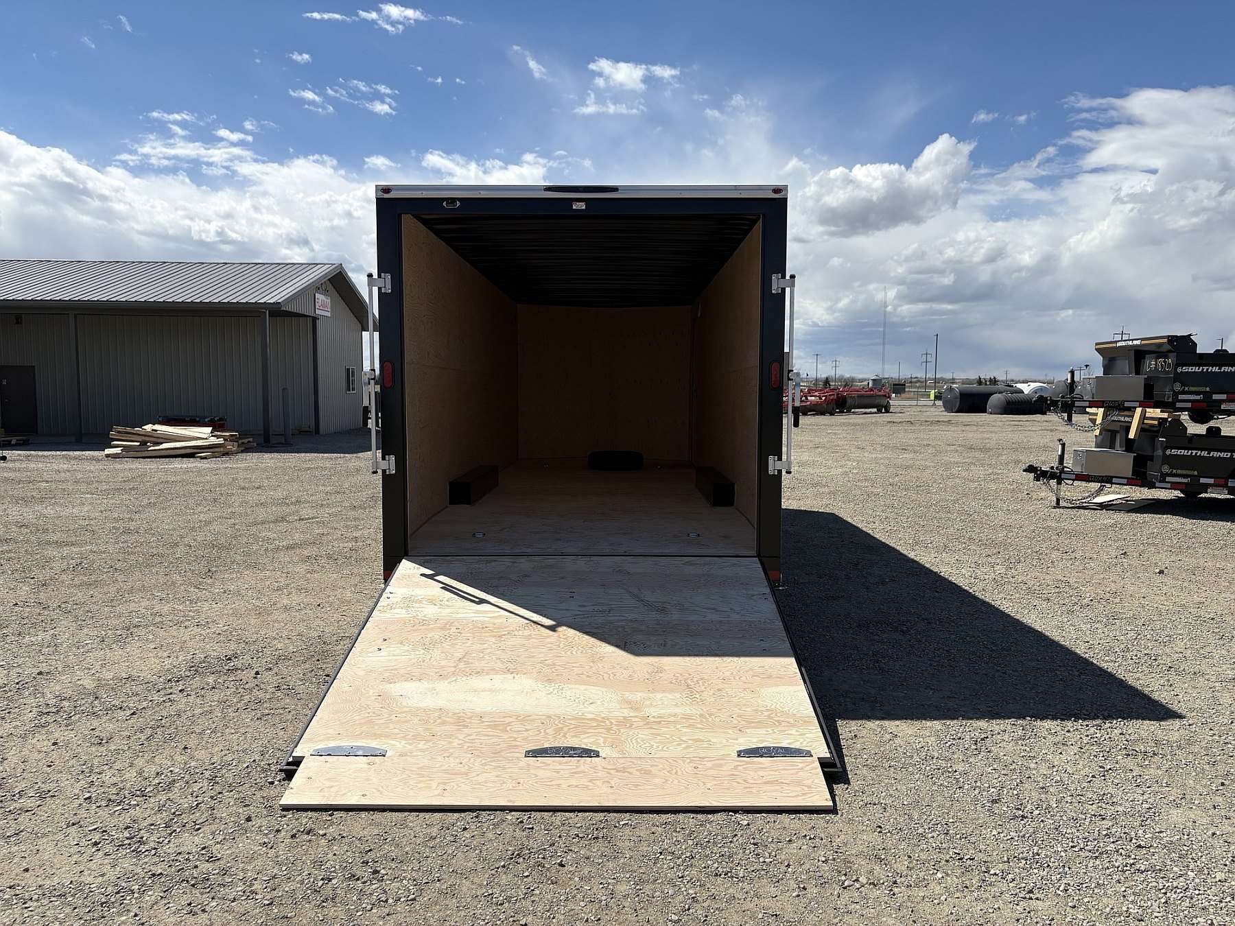 *Hail Sale* 2026 Royal 8.5'x26' Cargo w/ ALM Wheels