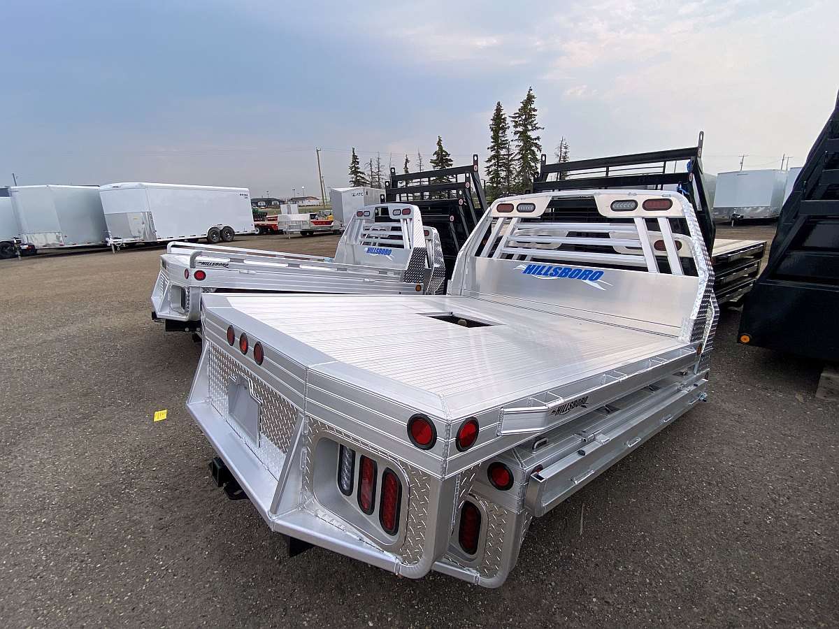 Hillsboro 2500 Series 6.75' x 8.5' Aluminum Truck Bed