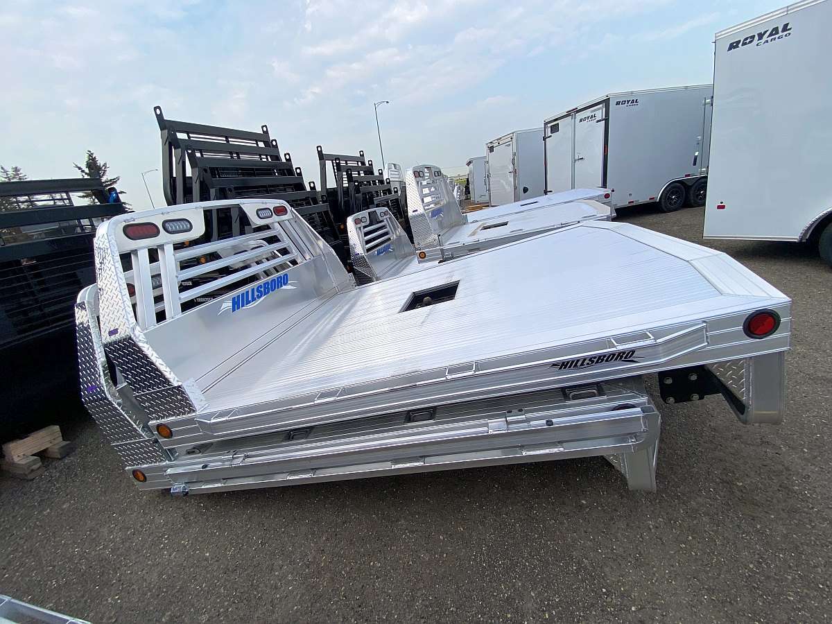 Hillsboro 2500 Series 6.75' x 8.5' Aluminum Truck Bed