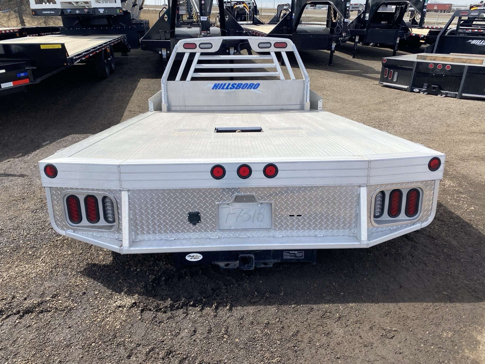 Hillsboro 2500 Series 8'x11' Aluminum Truck Bed
