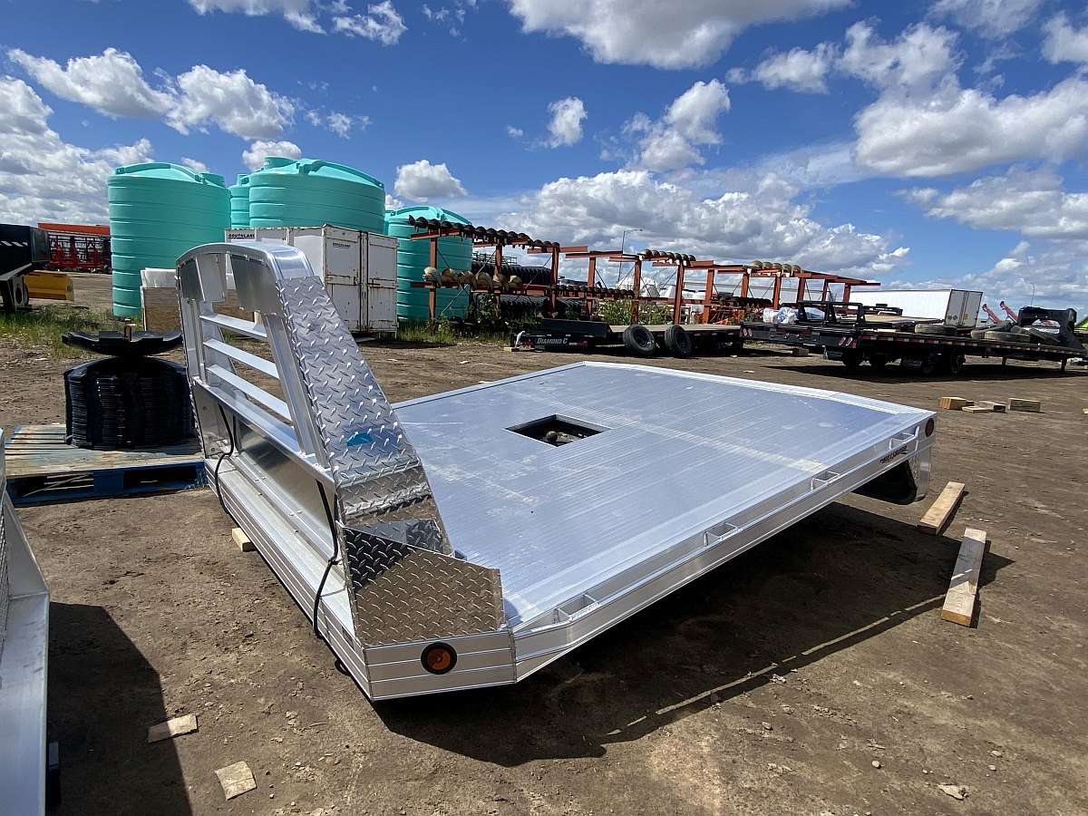 Hillsboro 2500 Series 8'x8.5' Aluminum Truck Bed