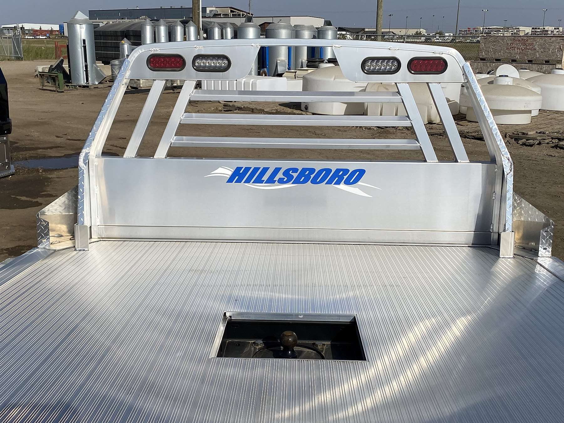 Hillsboro 2500 Series 8'x8.5' Aluminum Truck Bed