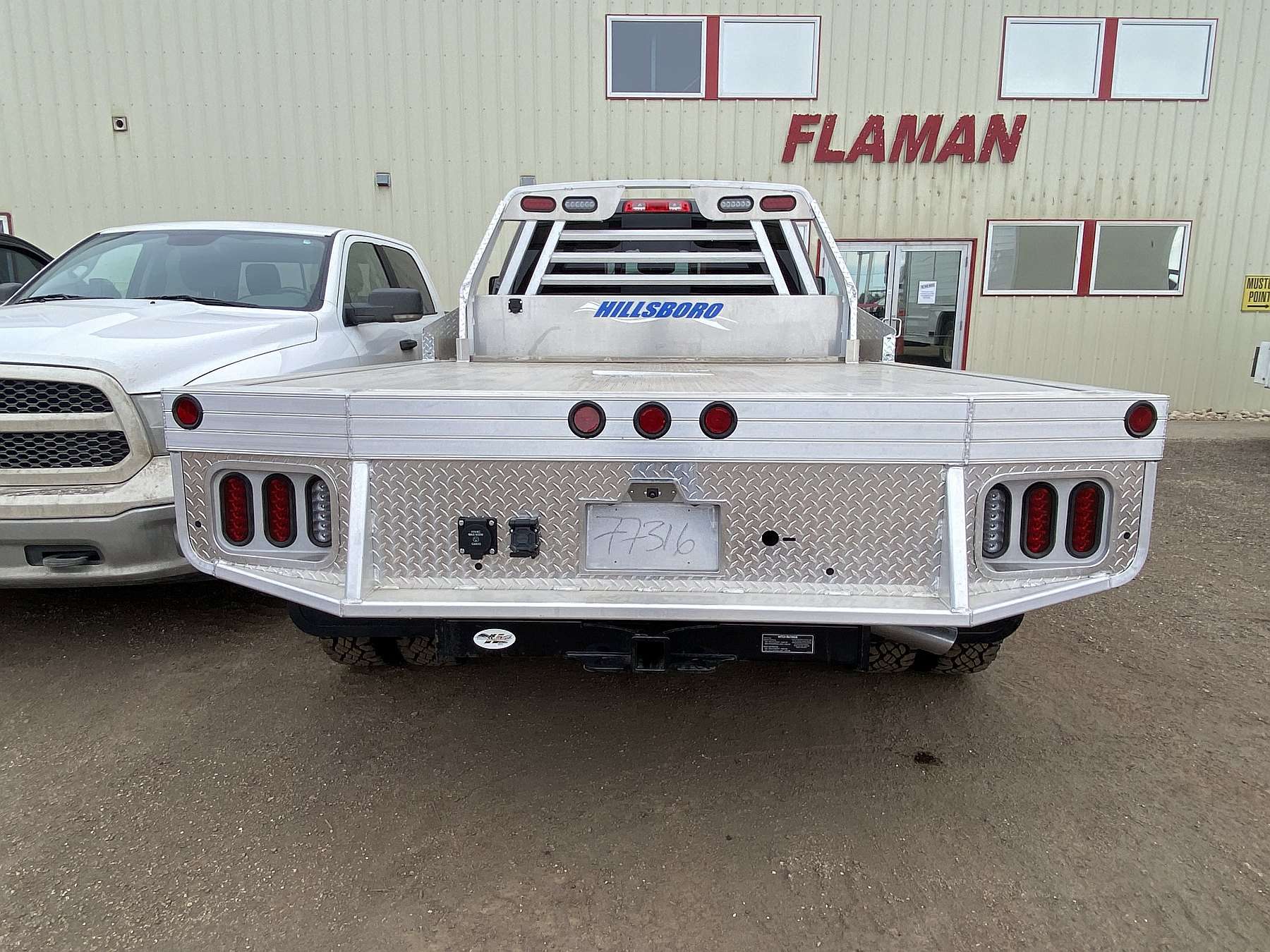 Hillsboro 2500 Series 8'x8.5' Aluminum Truck Bed