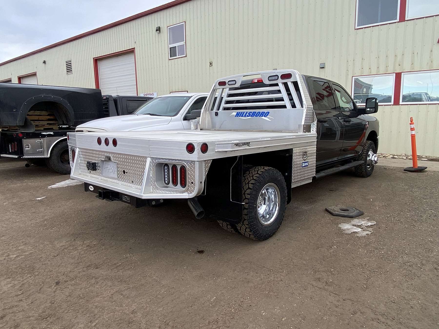 Hillsboro 2500 Series 8'x8.5' Aluminum Truck Bed