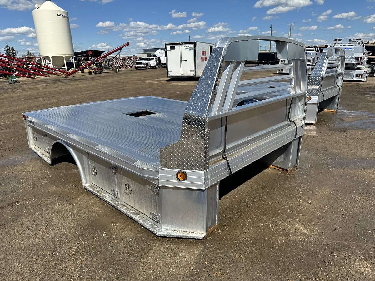 Hillsboro 3500 Series 8'x11' Aluminum Truck Deck