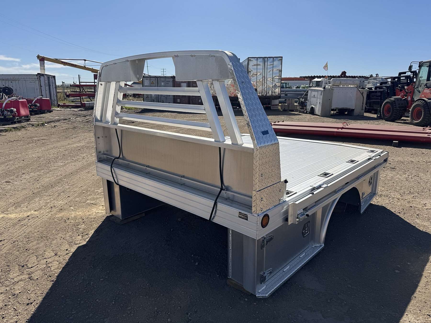 Hillsboro 4000 Series 6.75' x 8.5' Aluminum Truck Bed