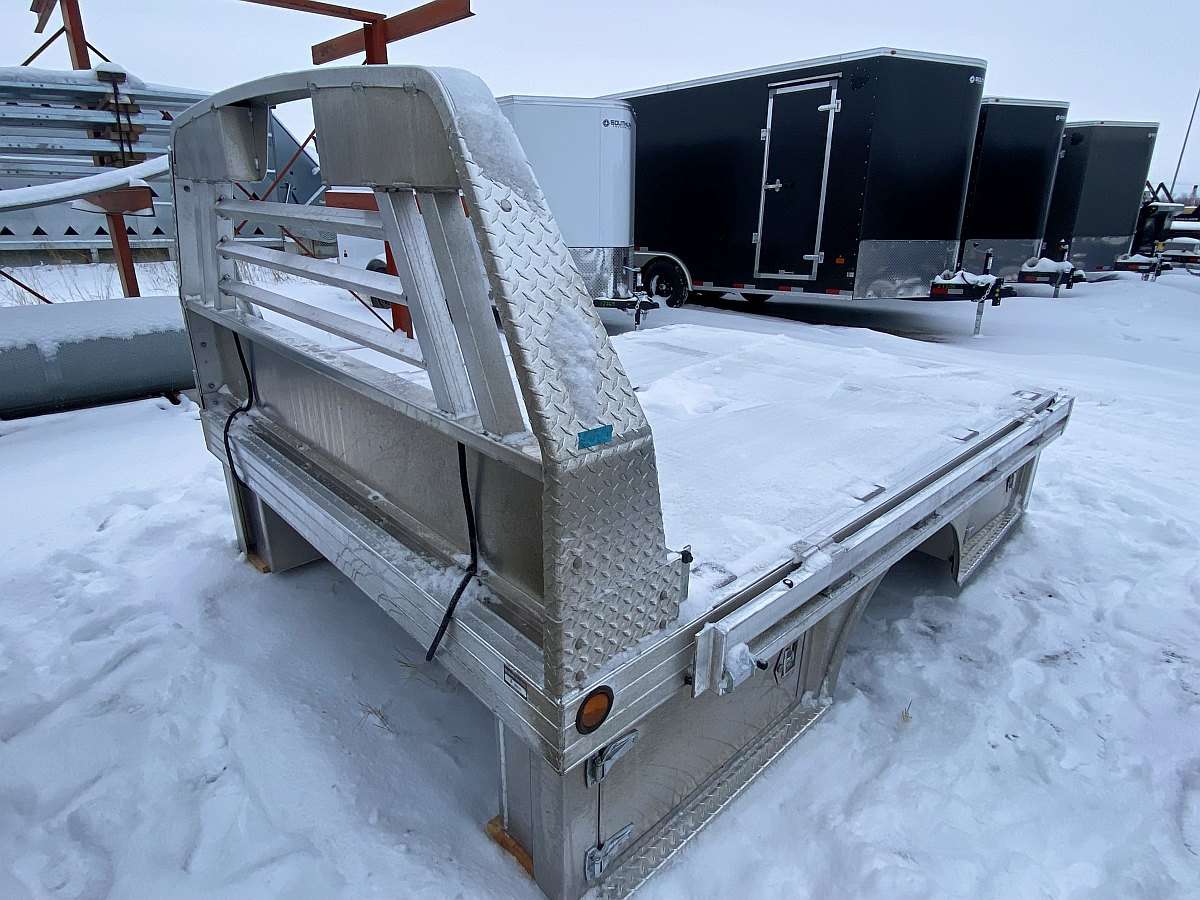 Hillsboro 4000 Series 6.75' x 9' Aluminum Truck Bed