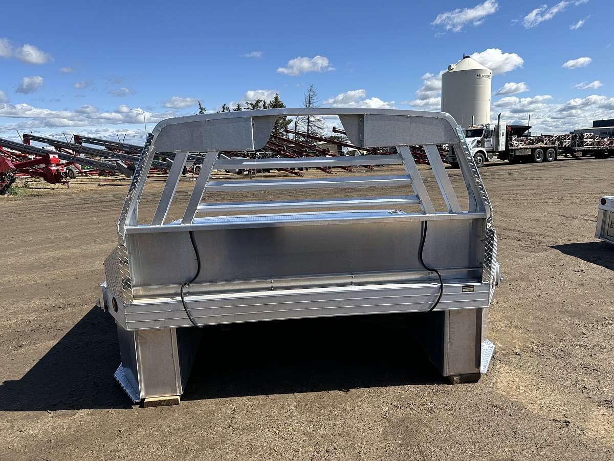 Hillsboro 4000 Series 8' x 8.5' Aluminum Truck Bed