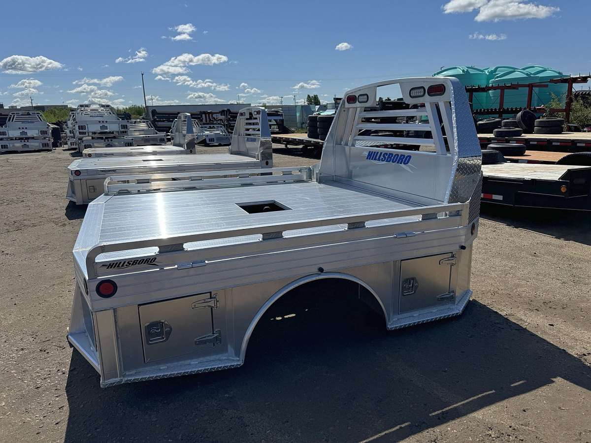 Hillsboro 4000 Series 8' x 8.5' Aluminum Truck Bed