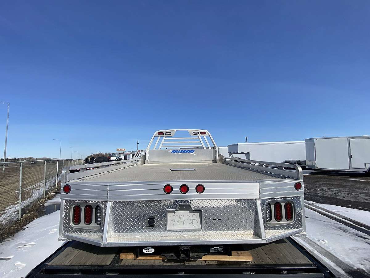 Hillsboro 4000 Series 8'x11' Aluminum Truck Deck