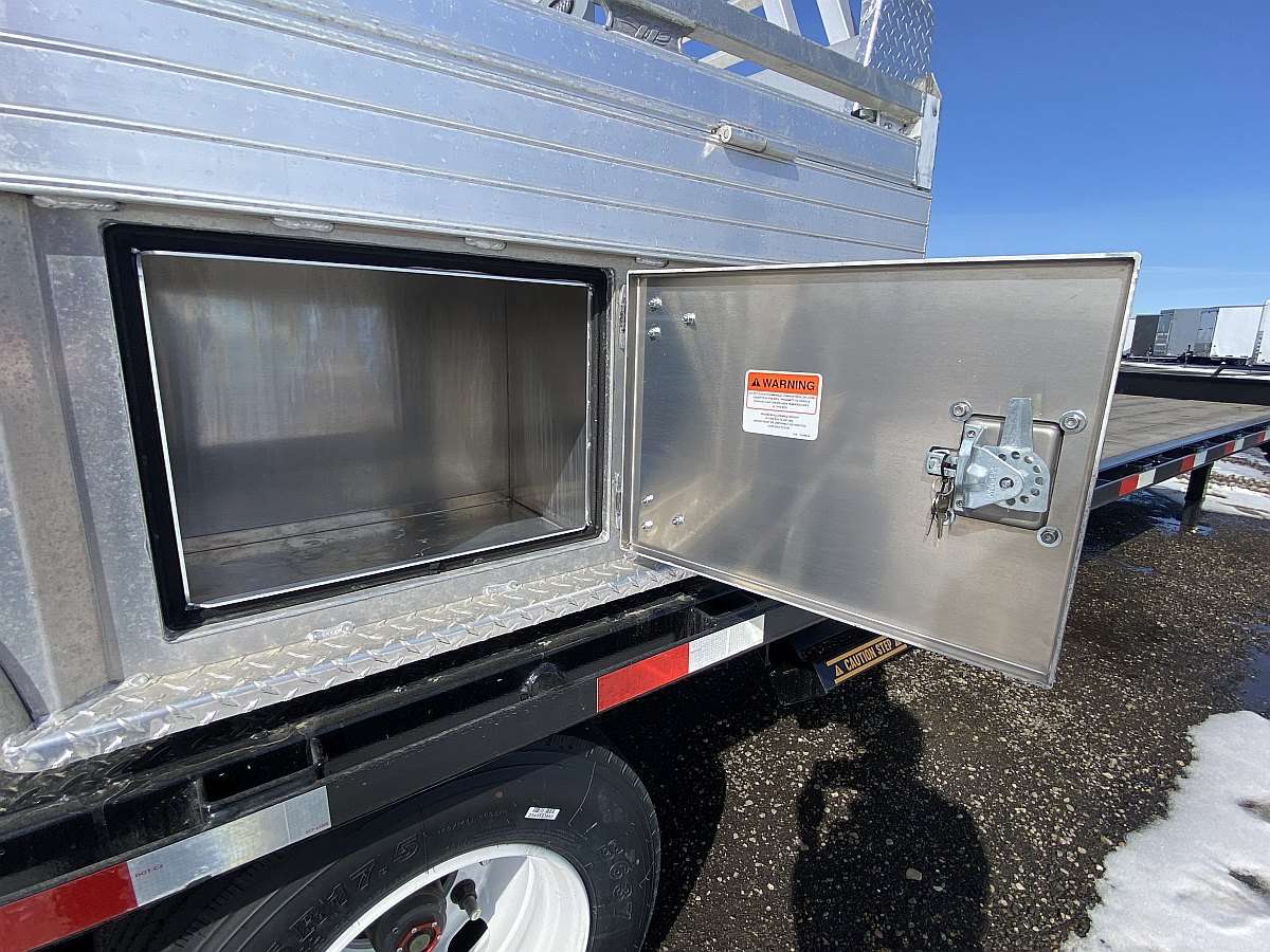 Hillsboro 4000 Series 8'x11' Aluminum Truck Deck