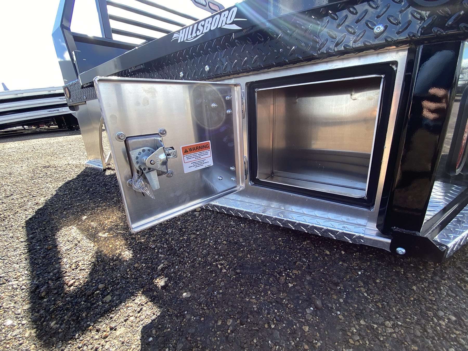 Hillsboro 500 Series 6.5'X7' Hybrid Truck Deck