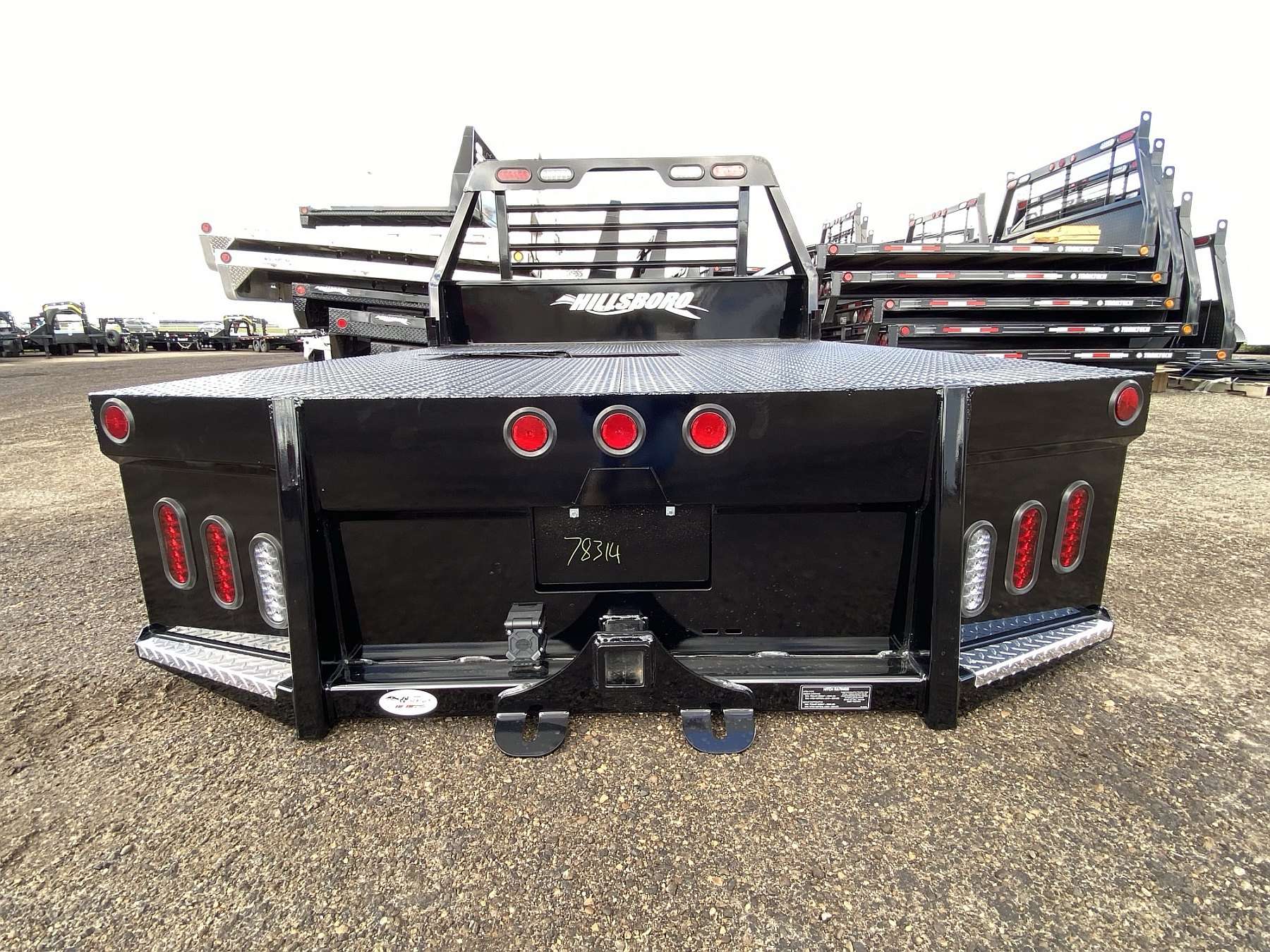 Hillsboro 500 Series 6.5'X8.5' Hybrid Truck Bed
