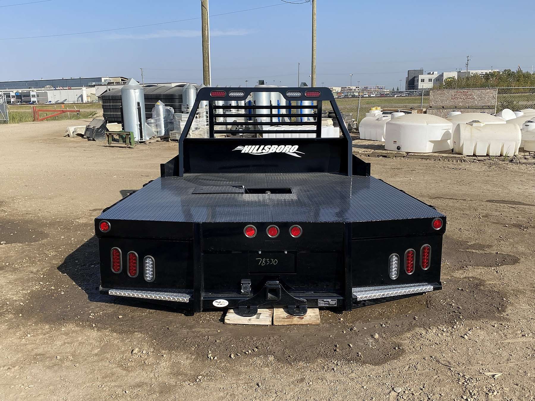 Hillsboro 500 Series 8'x8.5' Hybrid Truck Deck