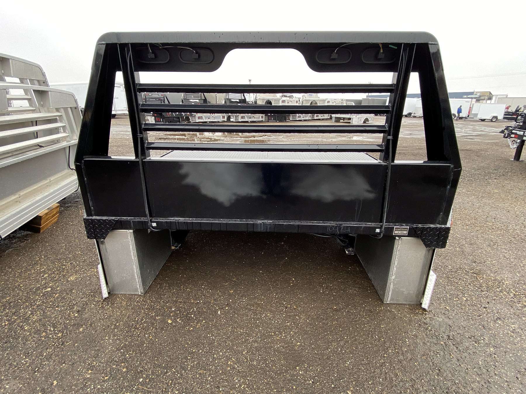Hillsboro 500 Series 8'x8.5' Hybrid Truck Deck