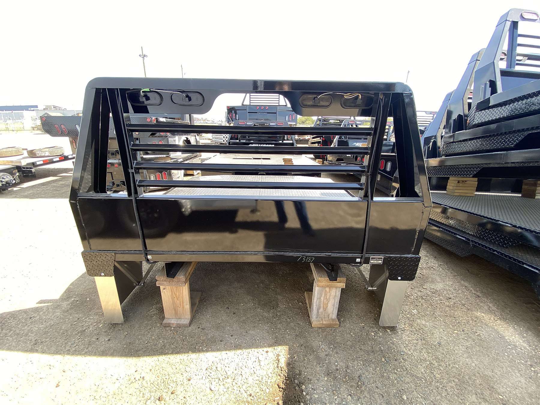 Hillsboro STA500 6.5'X7' Hybrid Truck Bed