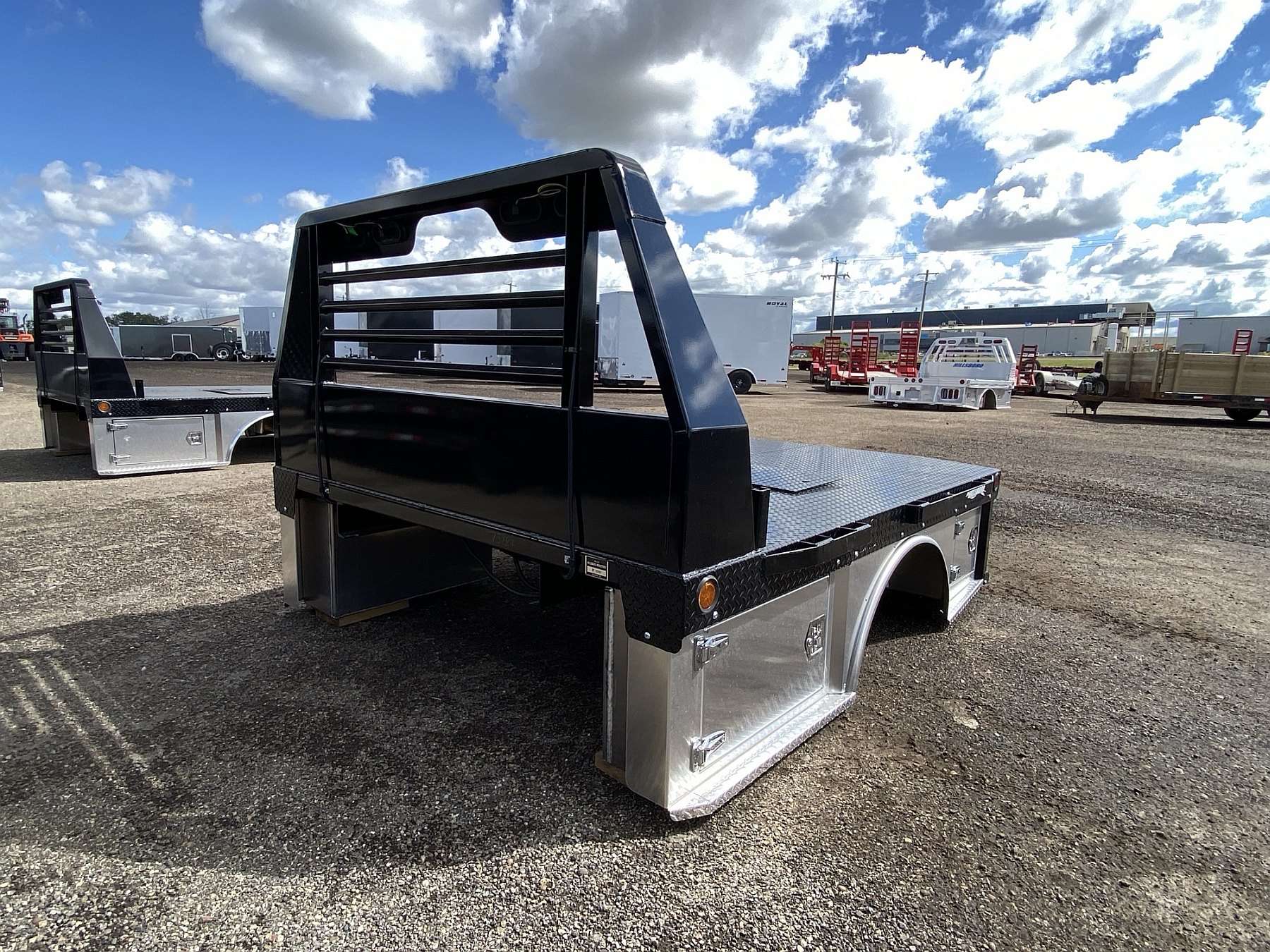 Hillsboro STA500 6.5'X8.5' Hybrid Truck Bed