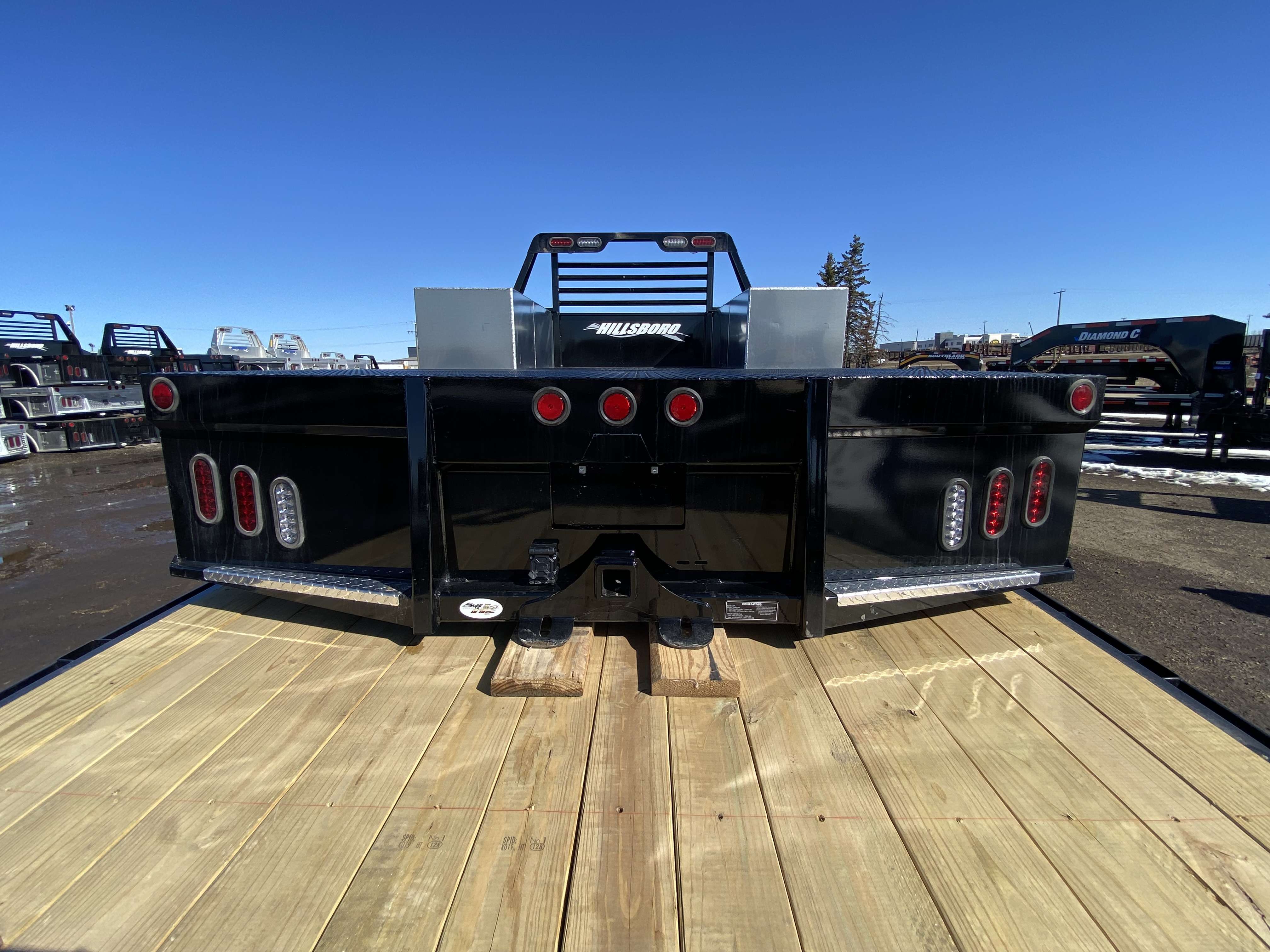 Hillsboro STX500 8'X11' Hybrid Truck Bed