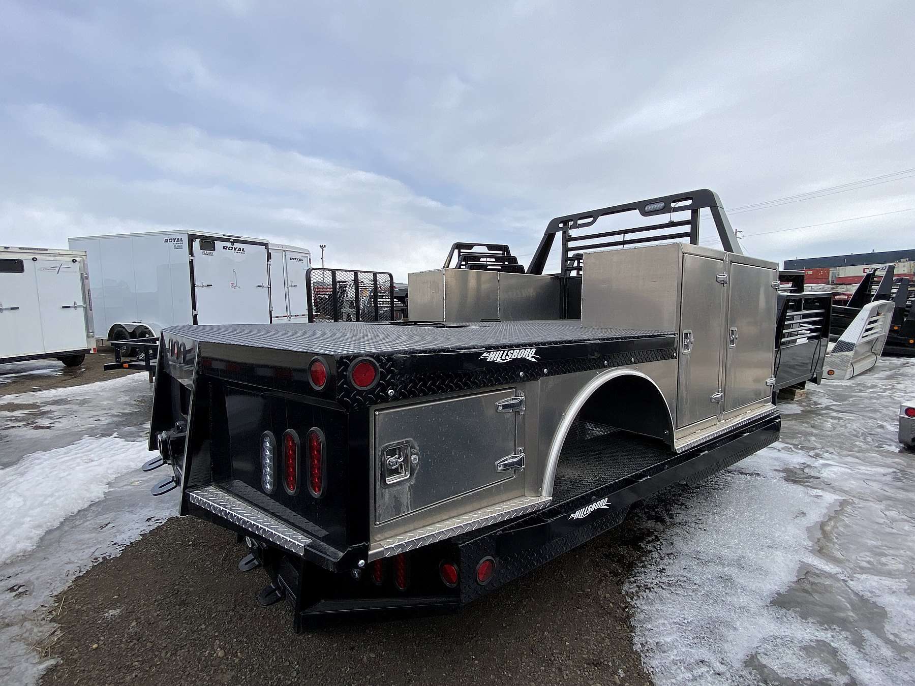 Hillsboro STX500 8'X11' Hybrid Truck Bed