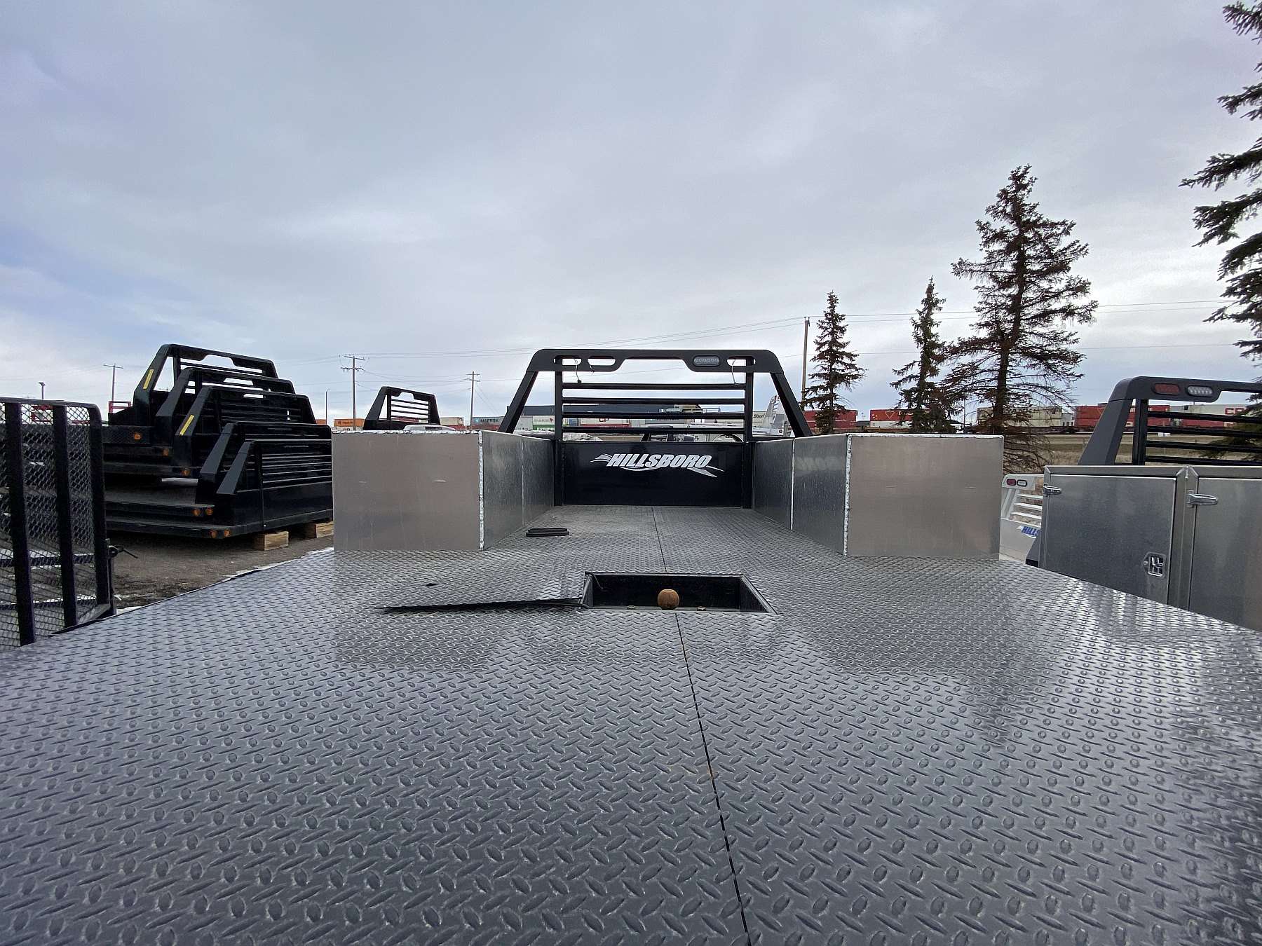 Hillsboro STX500 8'X11' Hybrid Truck Bed