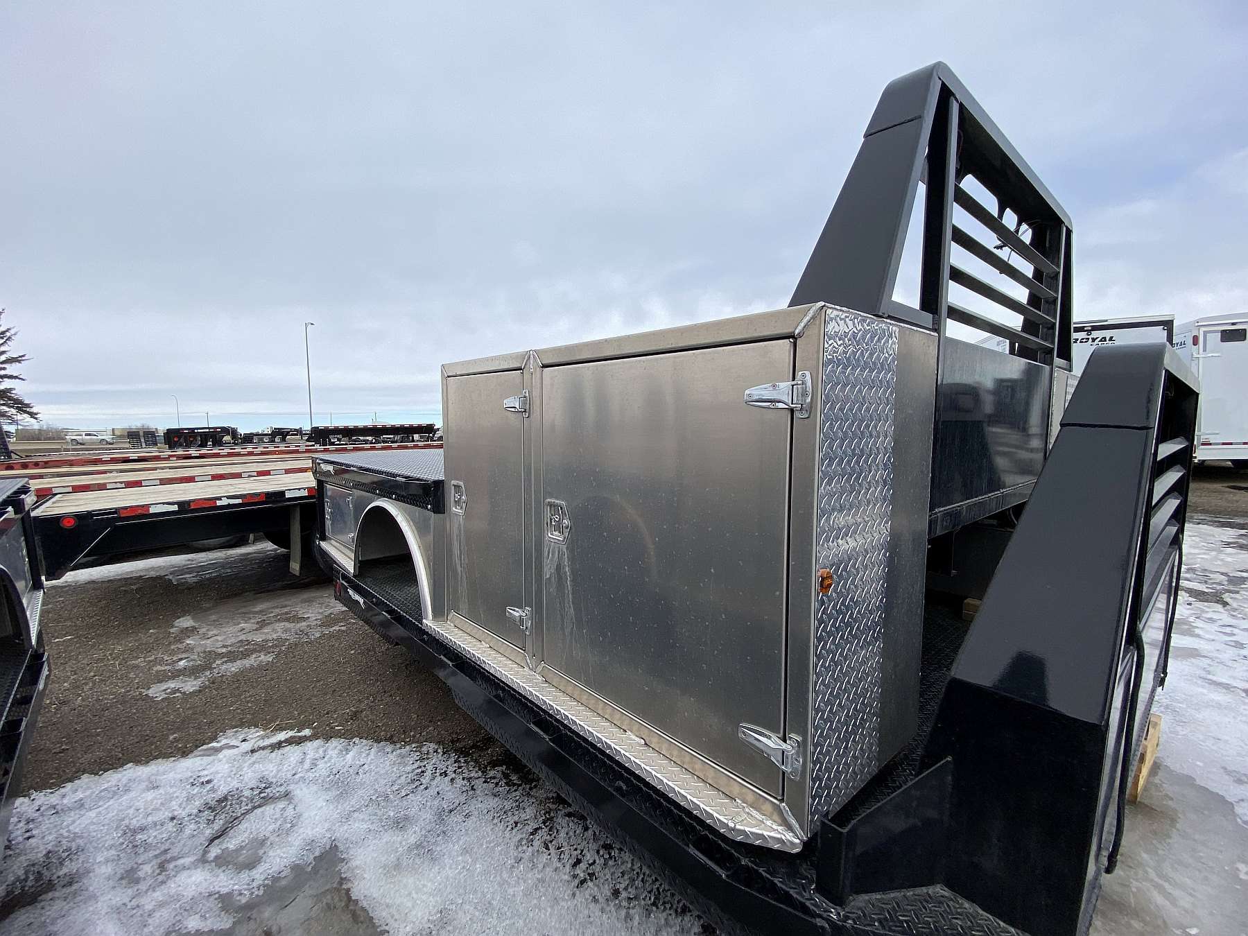 Hillsboro STX500 8'X11' Hybrid Truck Bed