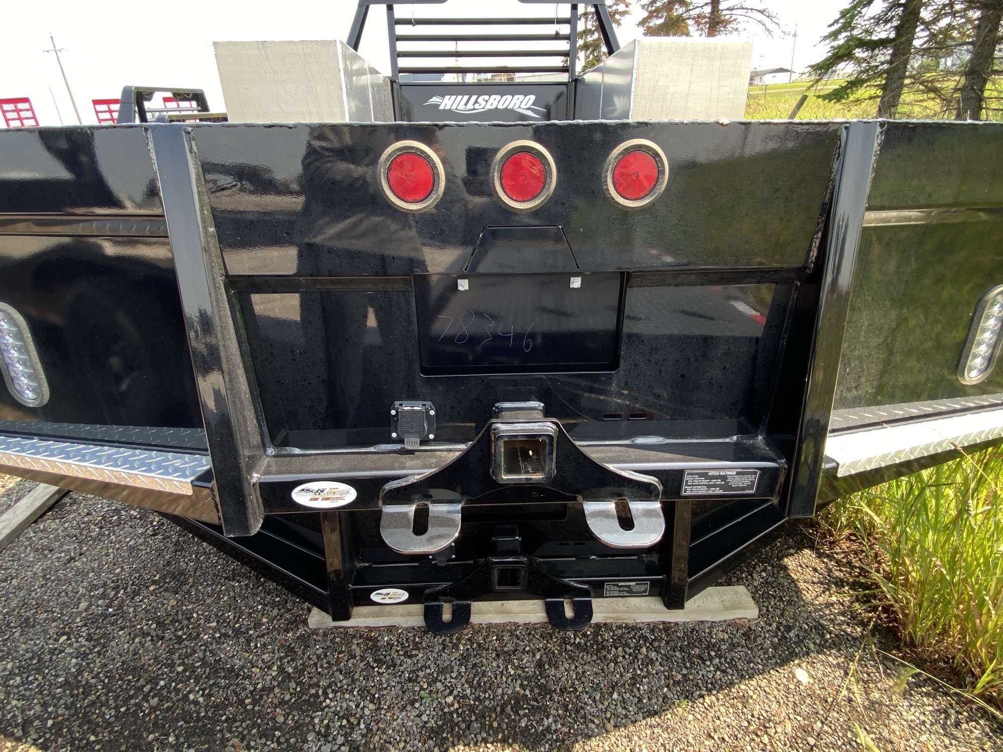 Hillsboro STX500 8'X11' Hybrid Truck Bed