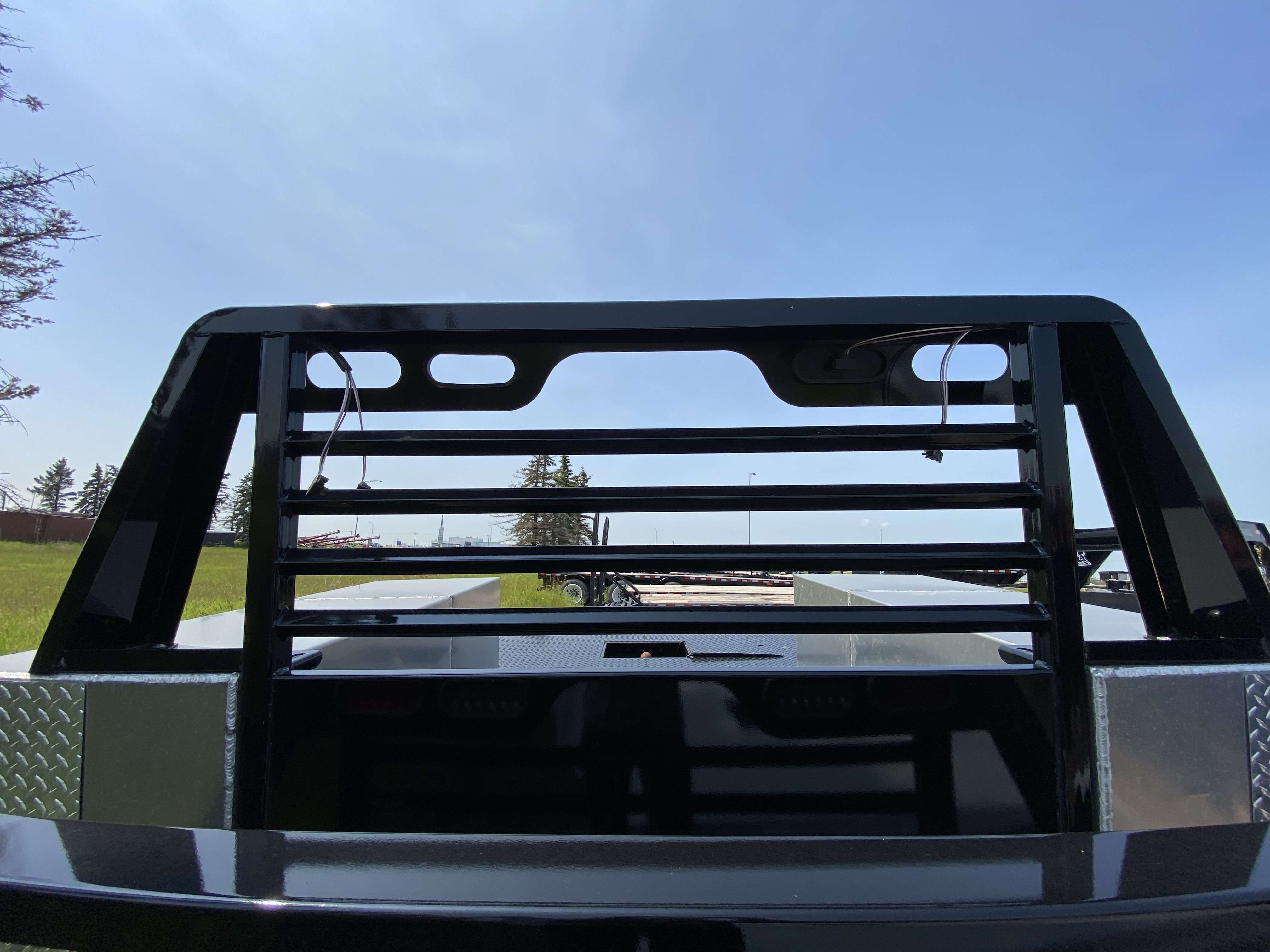 Hillsboro STX500 8'X11' Hybrid Truck Bed