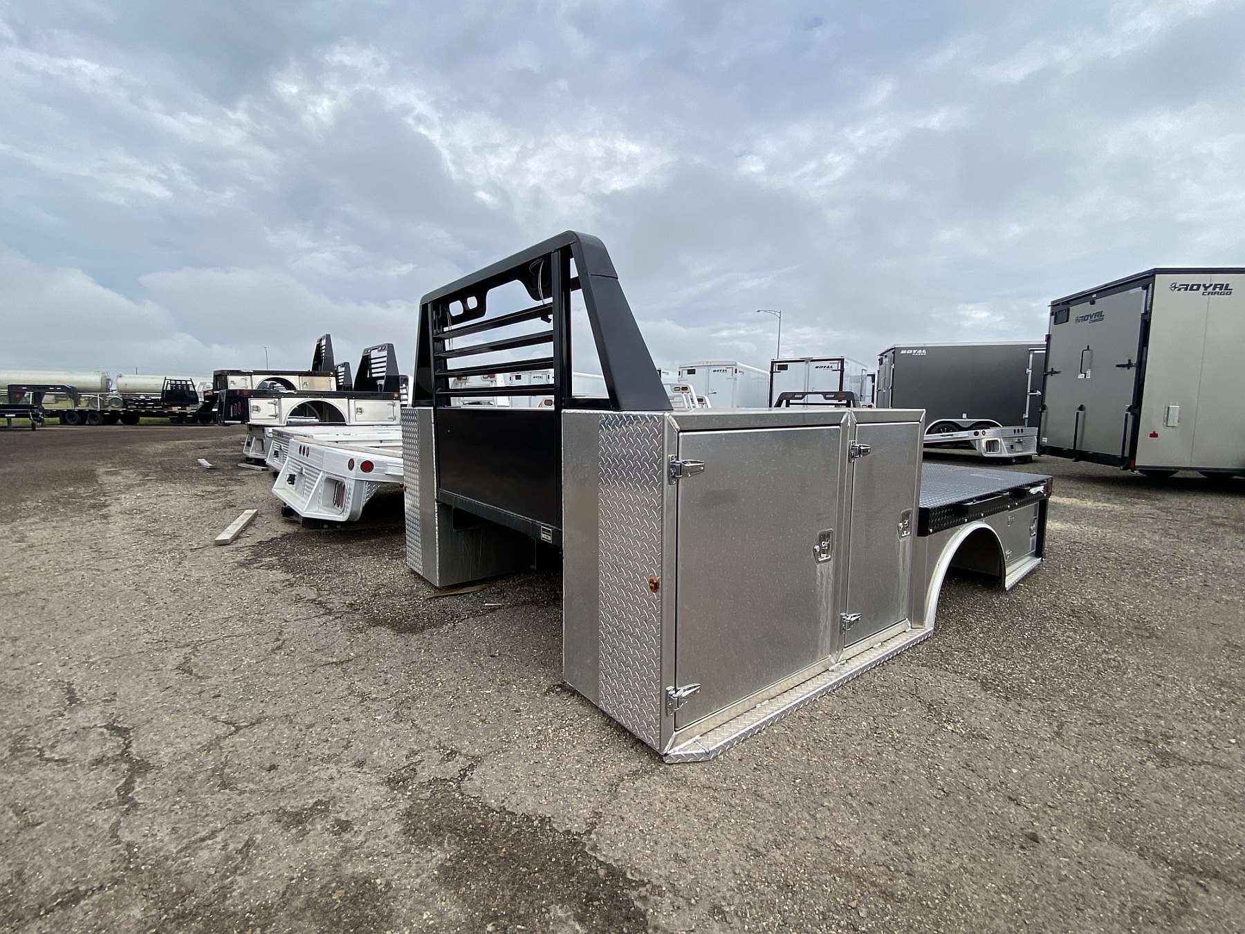 Hillsboro STX500 8'X11' Hybrid Truck Bed