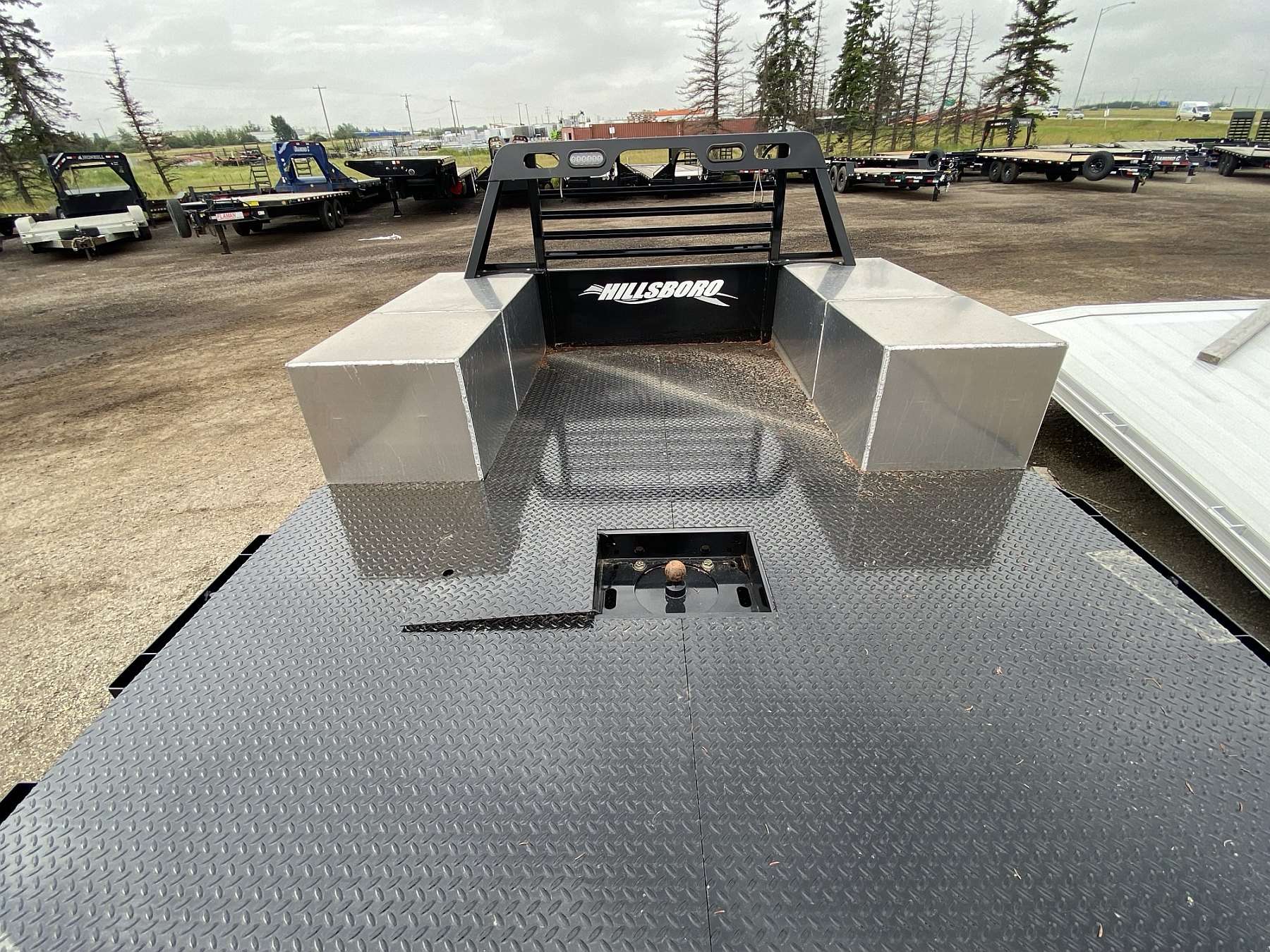 Hillsboro STX500 8'X11' Hybrid Truck Bed