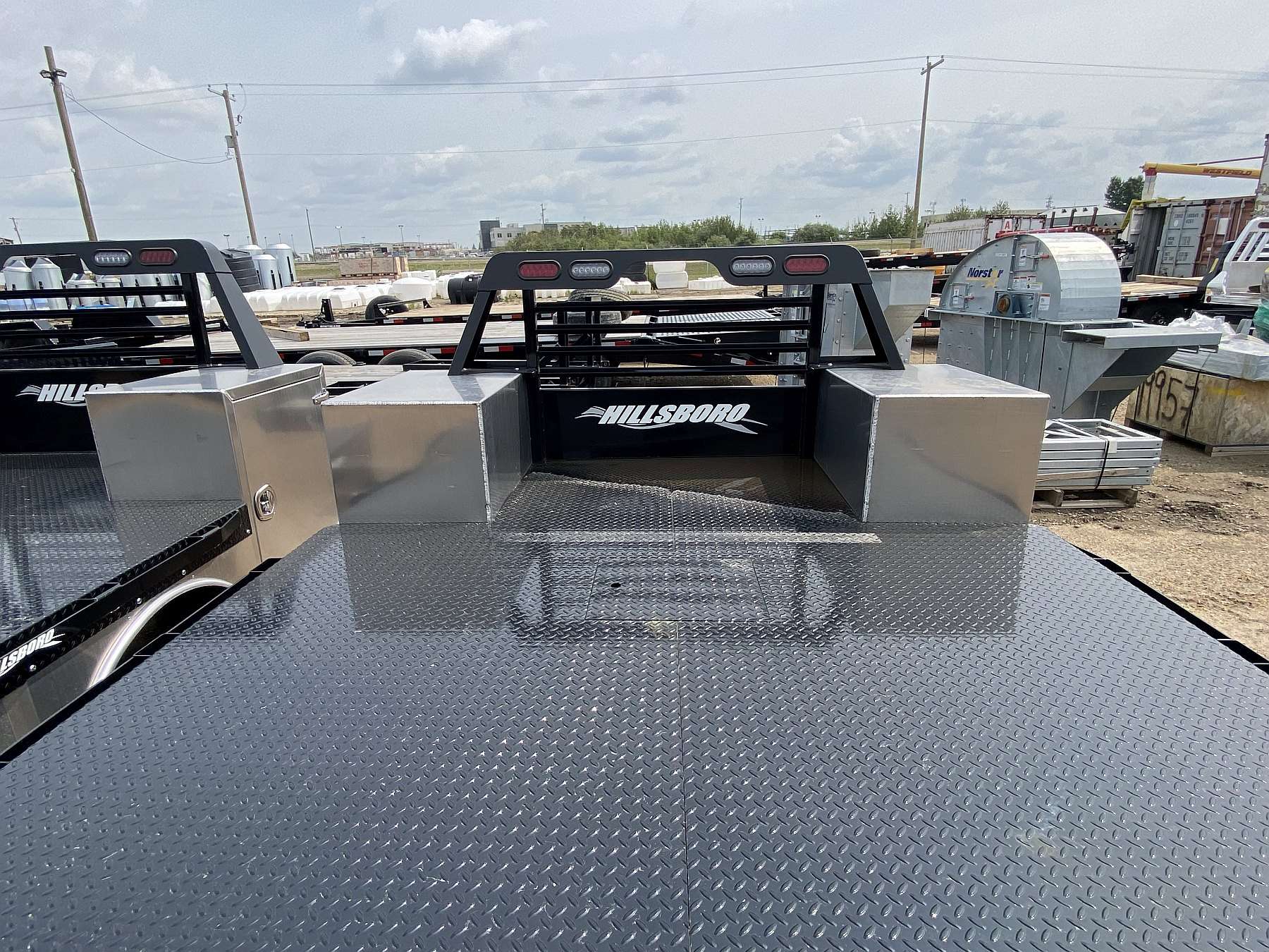 Hillsboro STX500 8'X8.5' Hybrid Truck Bed