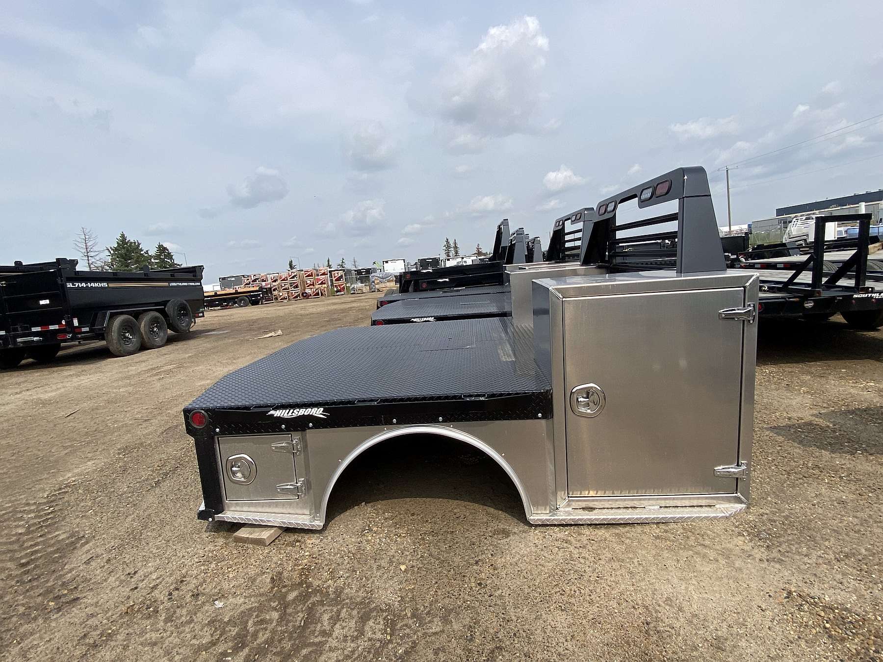 Hillsboro STX500 8'X8.5' Hybrid Truck Bed